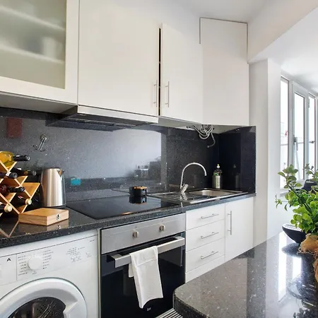 Madeira Sun Apartment *
